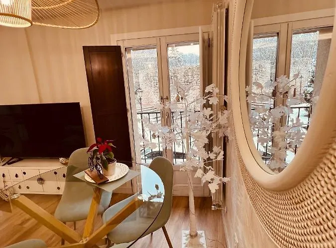 El Capricho Del Arco_apartamentos Catedral アパート